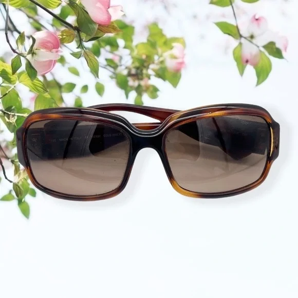 FENDI Sunglasses - Picture 6 of 12